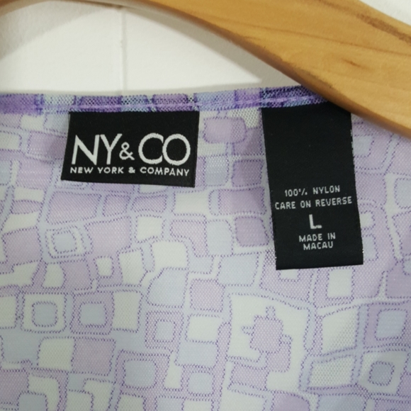 NY&CO SHEER BLOUSE - Picture 2 of 3